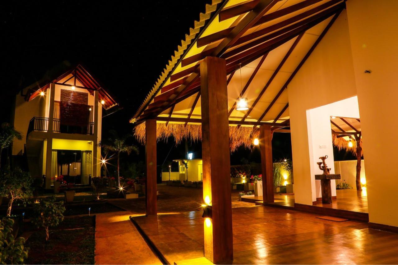 טיסמהרמה Avonil Resort Yala מראה חיצוני תמונה